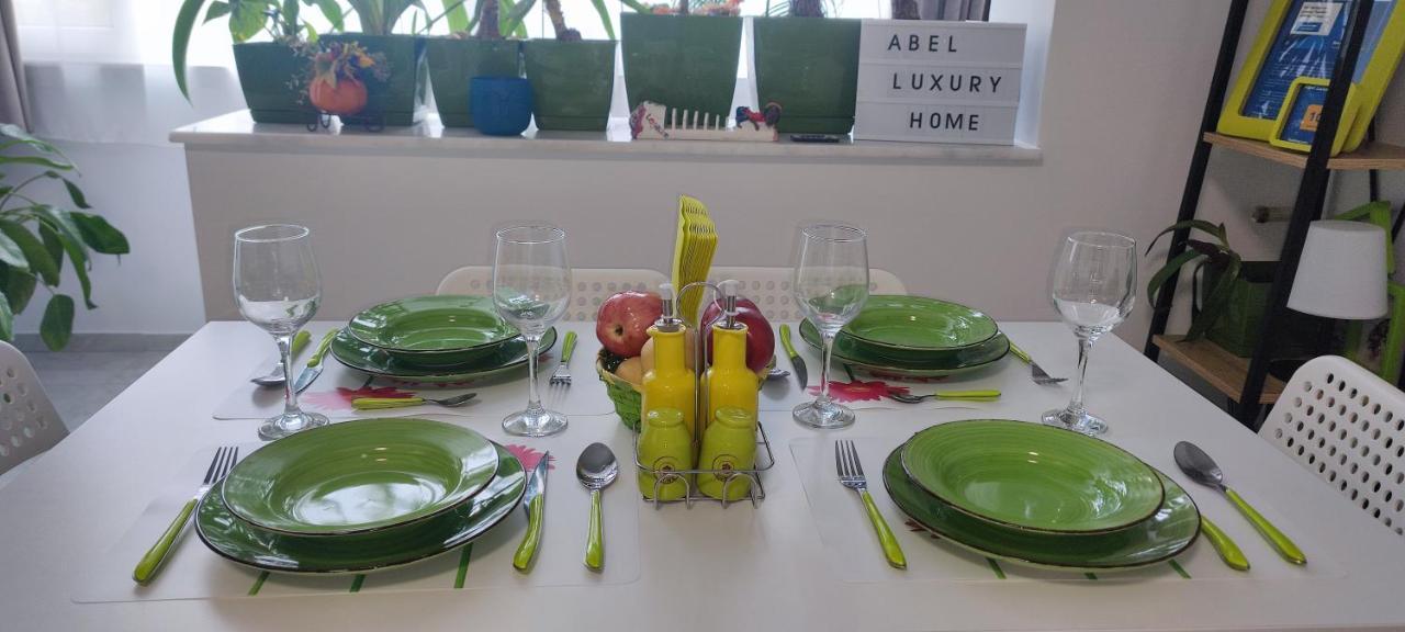Abel Luxury Home Κονστάντζα Εξωτερικό φωτογραφία